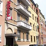 Corallo 3* Milano